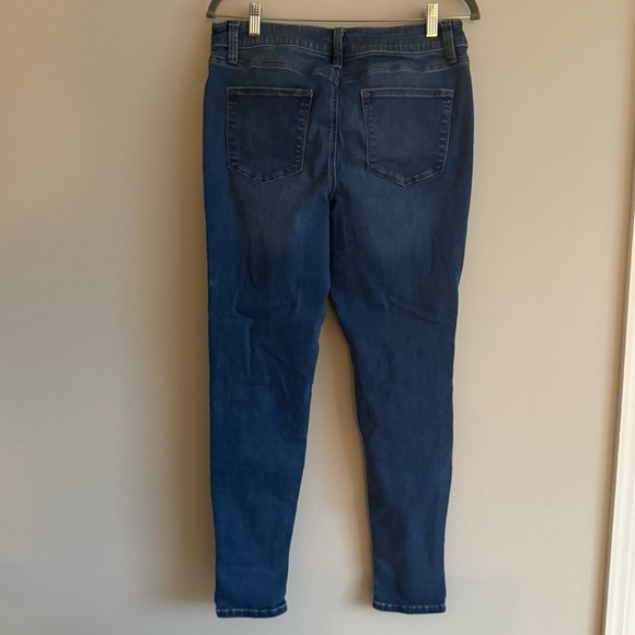 Maurice’s skinny distressed jeans - Picture 3 of 7